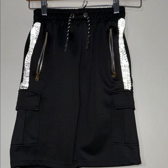 Black Cargo Shorts size 10/12 - Picture 1 of 10